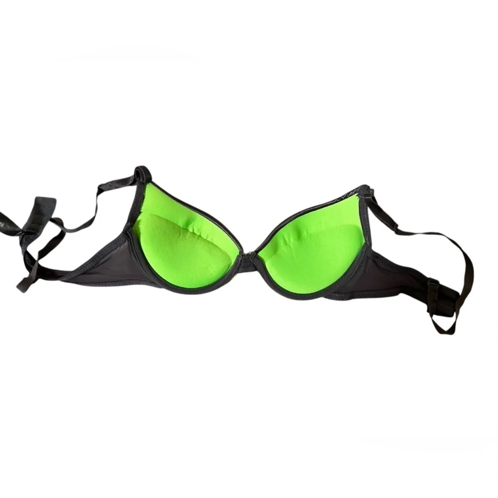 34A push-up bra green with black grey lace, adjusts straps and clasps